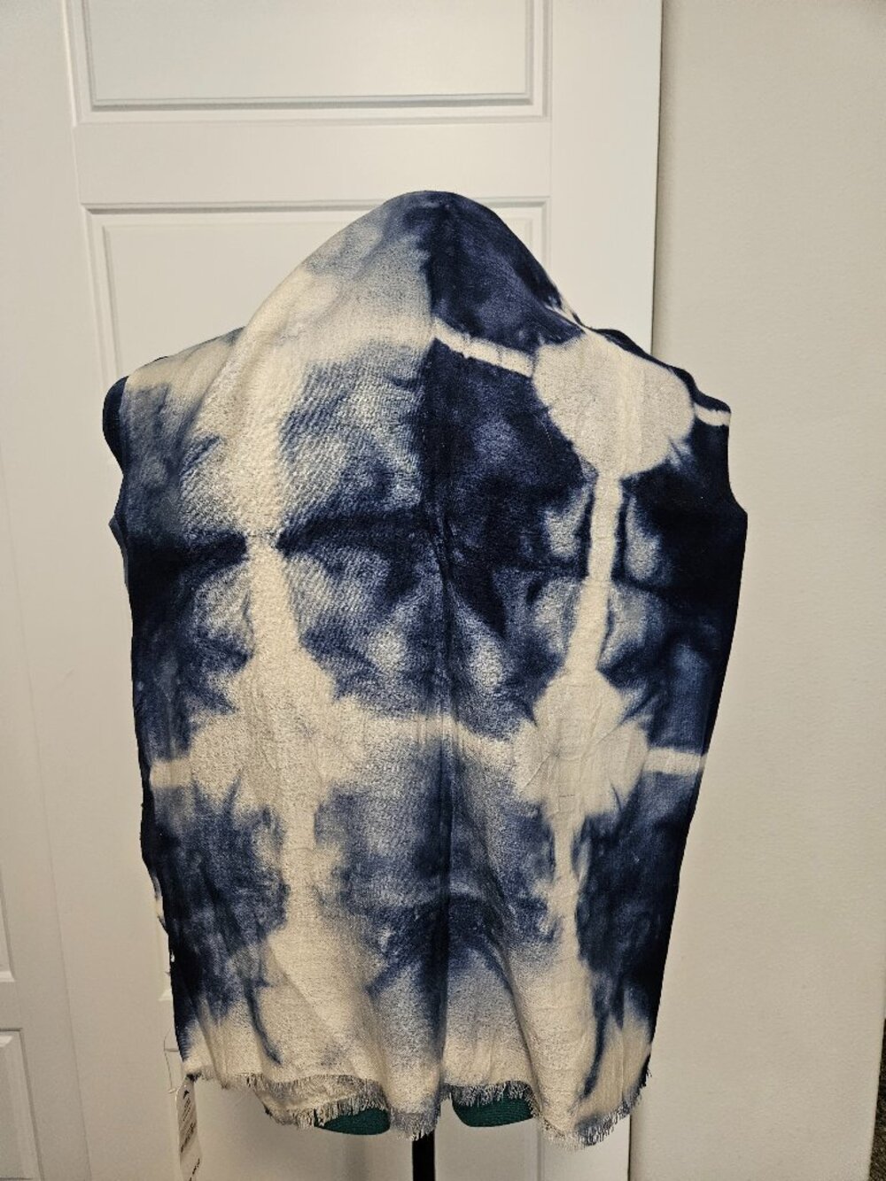 Tommy Bahama New Tide Dye Wrap/Scarf Blue